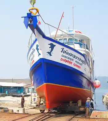 Dolphin Queen in going into dry dock
